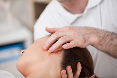 Neck Manipulation To Relieve Pain | Beware Of The Risks